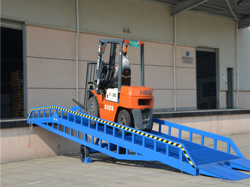 移動登車橋